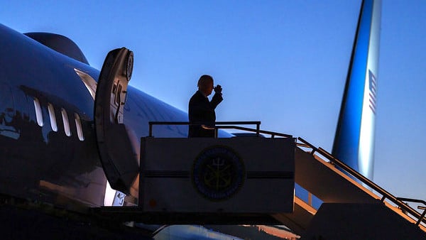 Joe Biden and Jill Biden board Air Force One at Naval Station Norfolk in Norfolk, Virginia on Sunday, Nov. 19, 2023, en route to Joint Base Andrews, Maryland. (Official White House photo by Adam Schultz)